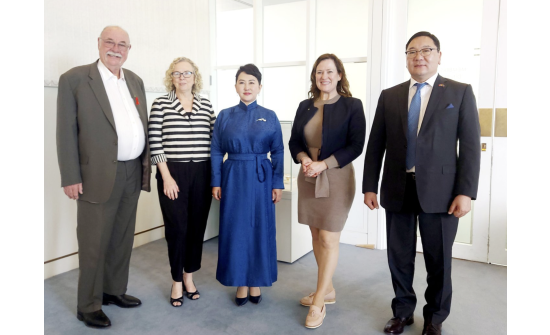 FOREIGN MINISTER B.BATTSETSEG MEETS WITH MEMBERS OF THE AUSTRALIA-MONGOLIA PARLIAMENTARY FRIENDSHIP GROUP