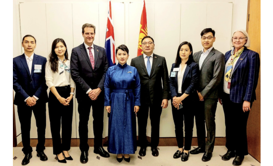 FOREIGN MINISTER B.BATTSETSEG MEETS WITH AUSTRALIA AWARDS RECIPIENTS